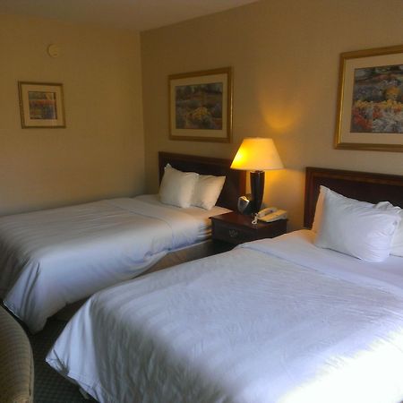 Hotel I-64 Richmond Dumbarton Zewnętrze zdjęcie