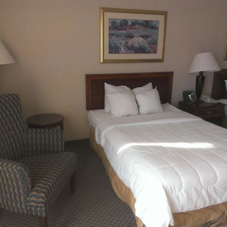 Hotel I-64 Richmond Dumbarton Zewnętrze zdjęcie